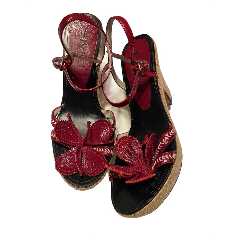 Biviel Leather Wicker Strappy Flower Block Heels